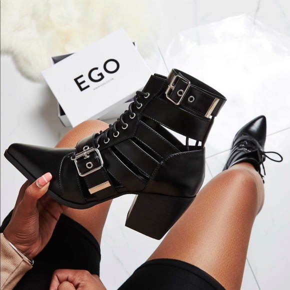 Shoes - Cotto Cut Out Lace Up Ankle